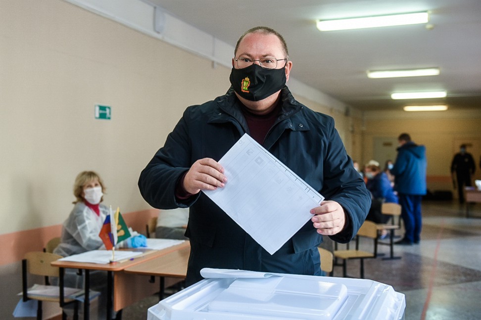 Мельниченко проголосовал на выборах
